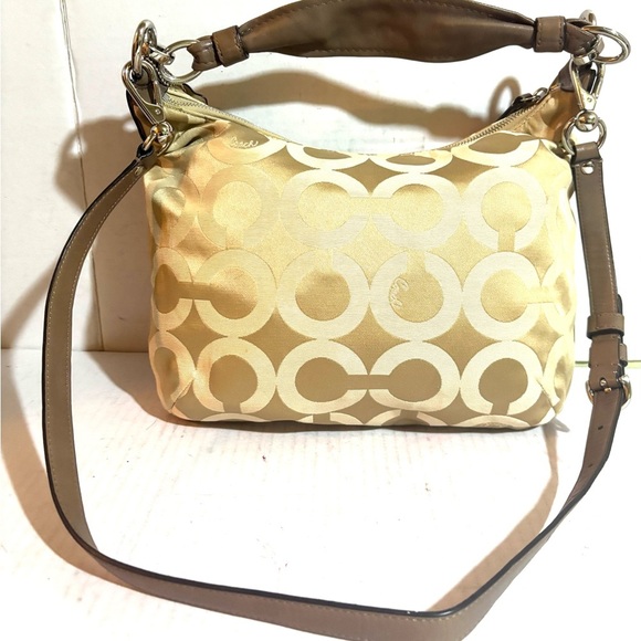 Coach vintage CC signature print canvas Tan crossbody Bag - Picture 2 of 8